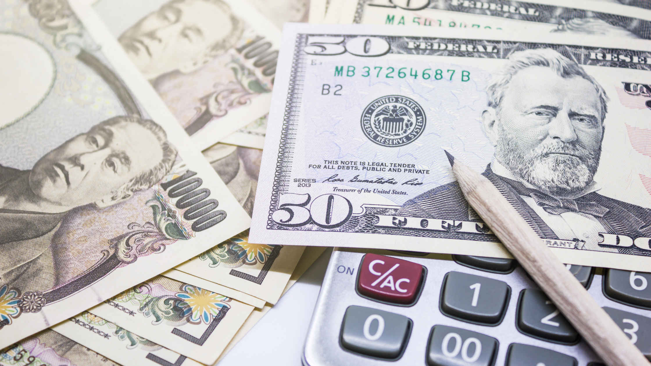 The Best Cash Back & Rewards  Cards for New Parents (2025 Guide)
